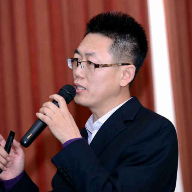 王鈞  創(chuàng)始人、秘書長